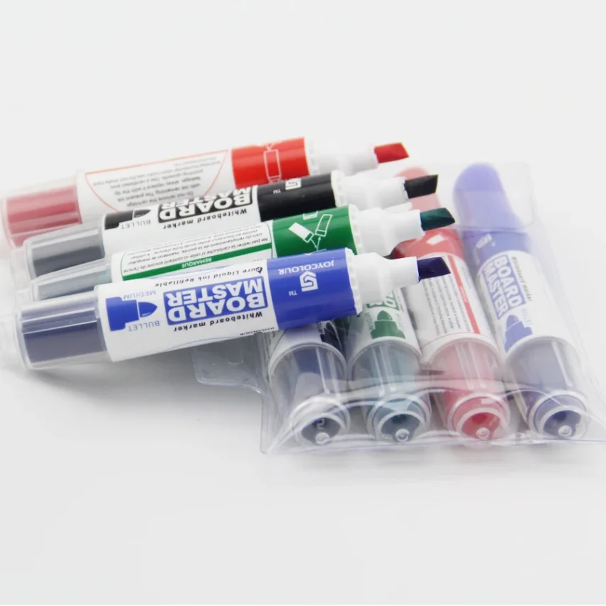 Comprehensive marker set for artists and designers