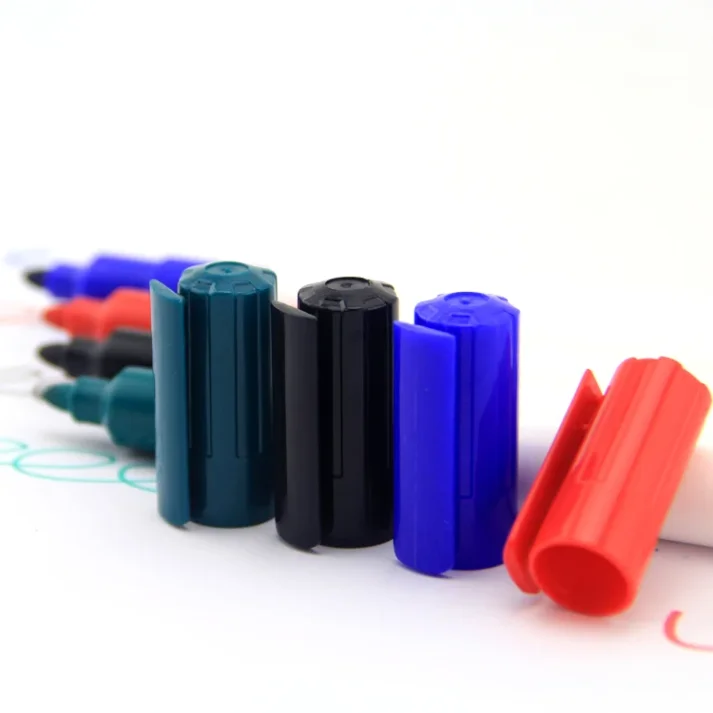 Colorful marker pens suitable for children's creative activities