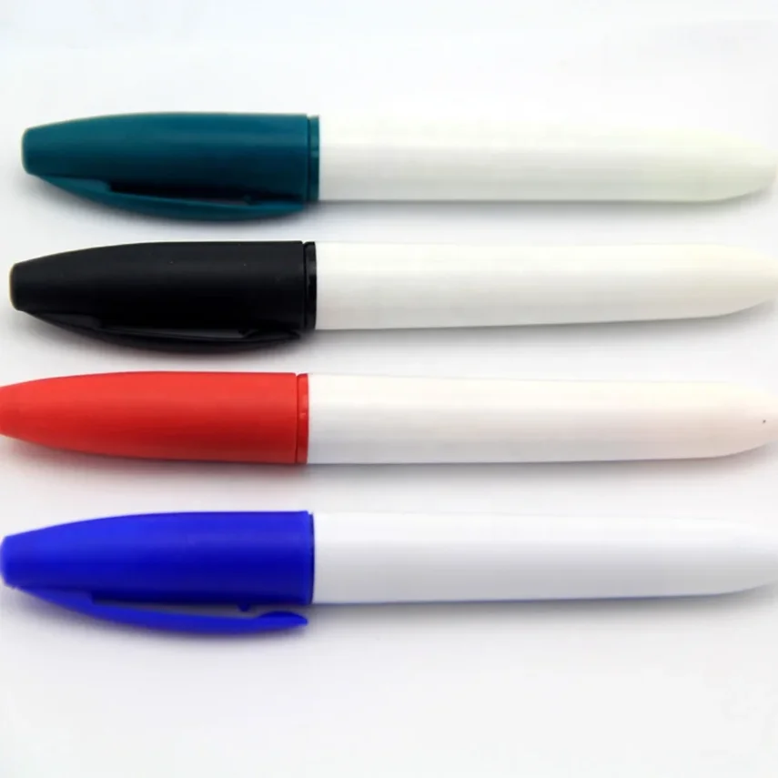 Selection of art markers for sketching and coloring