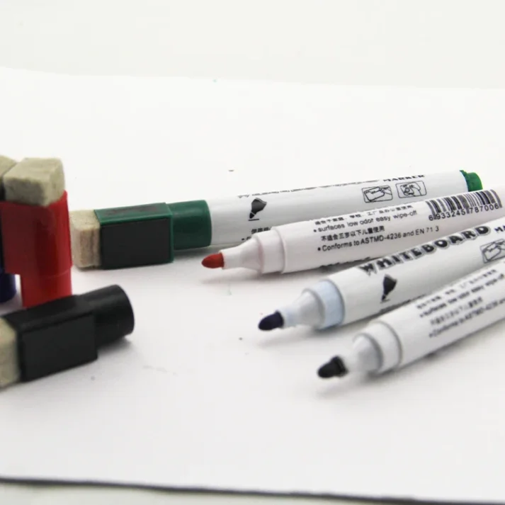 Bundle of design markers for professional use