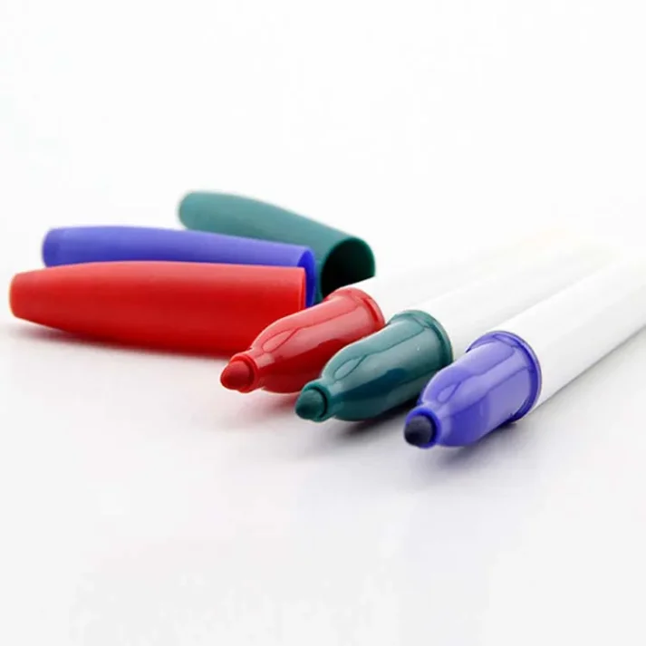 Marker pen art supplies for sketching and drawing