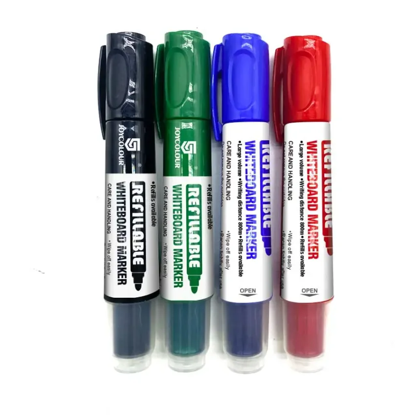 Art supplies marker set with multiple colors for artists