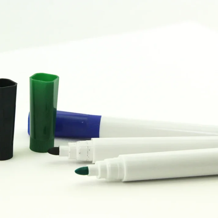 Assorted colored marker pens for artistic and office use