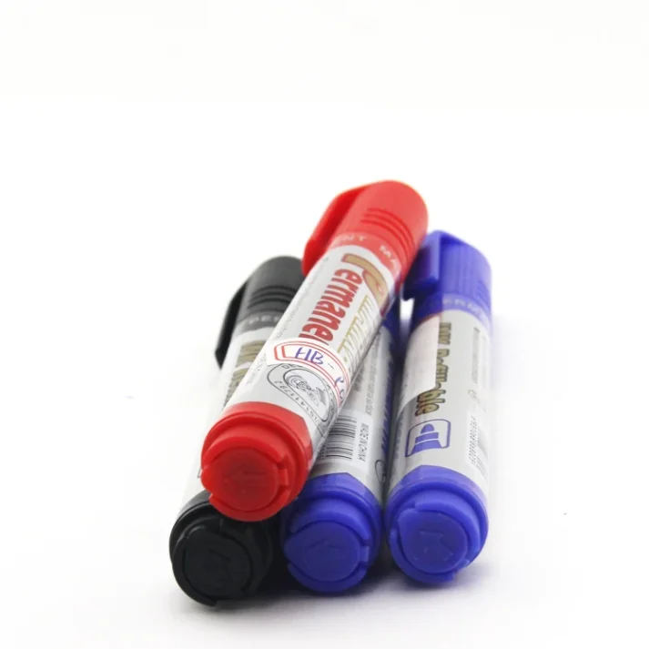 Art supplies including a variety of marker pens.