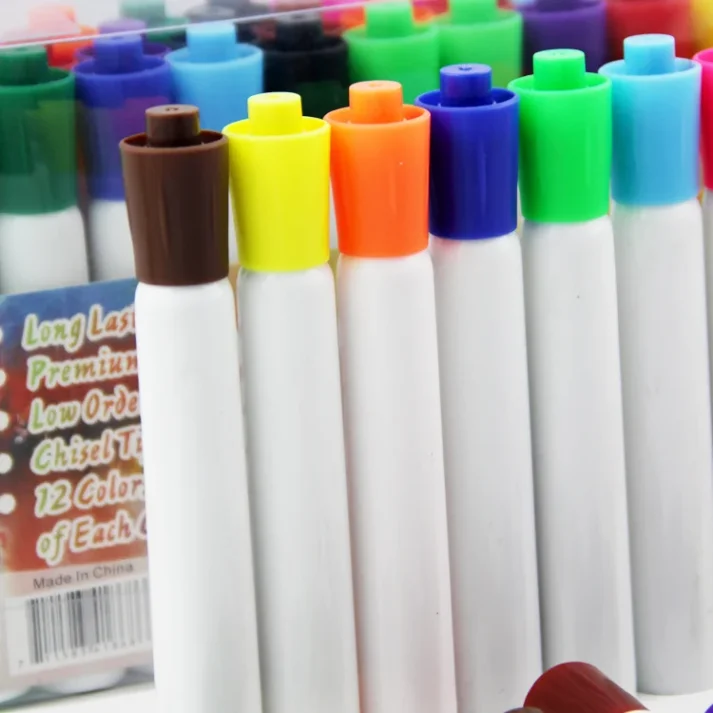 Professional drawing set for artists and designers