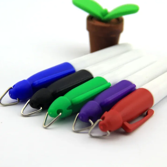 Set of colorful marker pens for artistic use