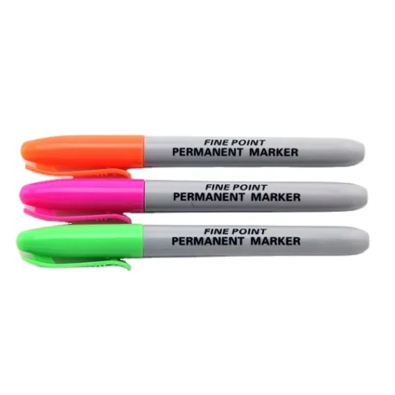 Art tools including markers for creative projects