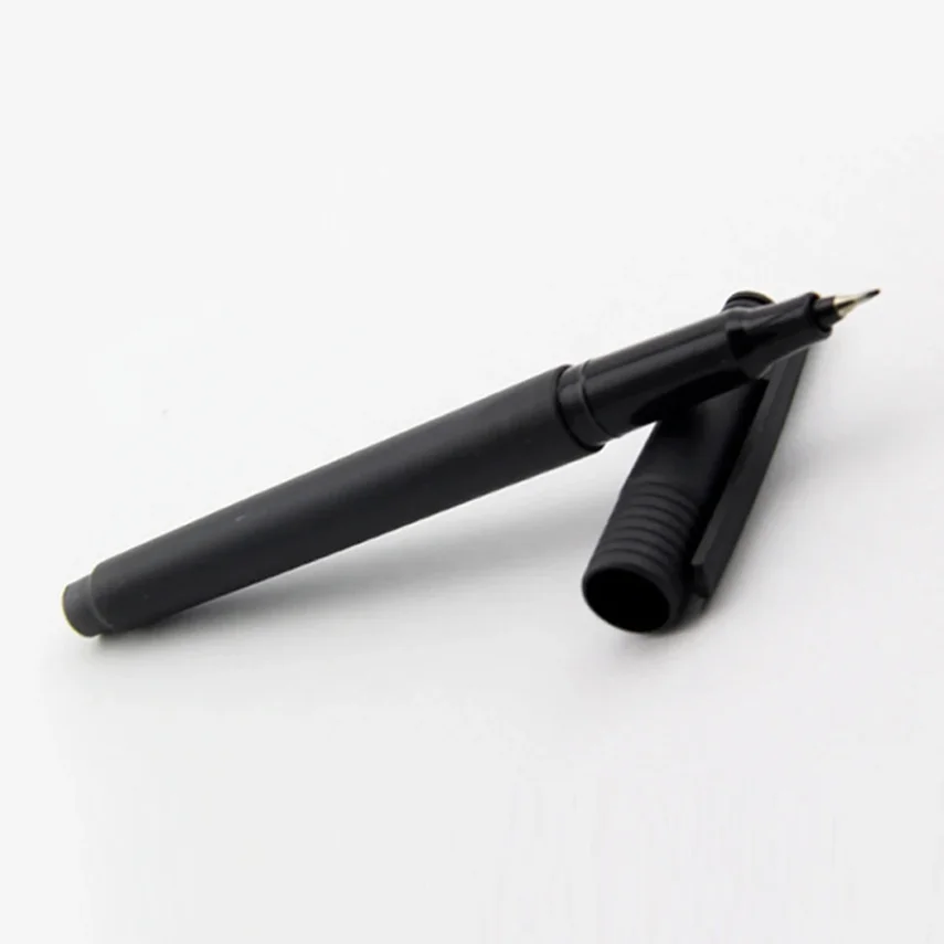 Art supplies including a variety of marker pens