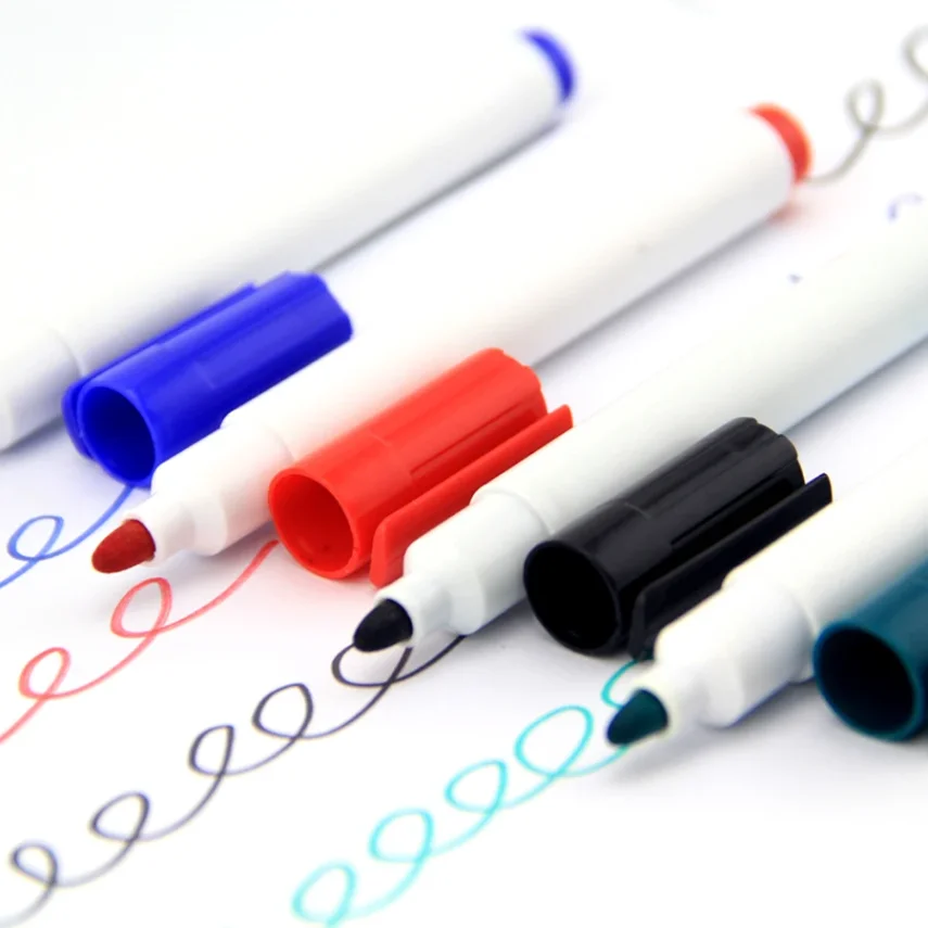 Assorted color marker pen set for artists and students