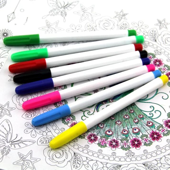 An assortment of marker pens in various colors