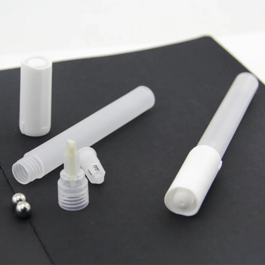 High-quality marker pens and design tools for creative projects