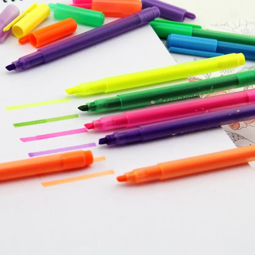 Dual-tip marker pens for versatile design applications
