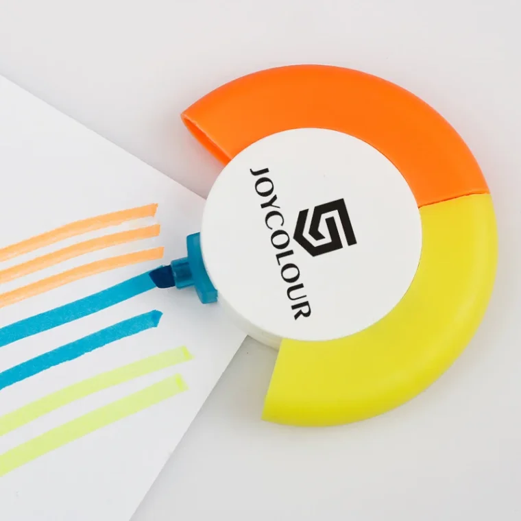 Assorted color marker set for artists and students