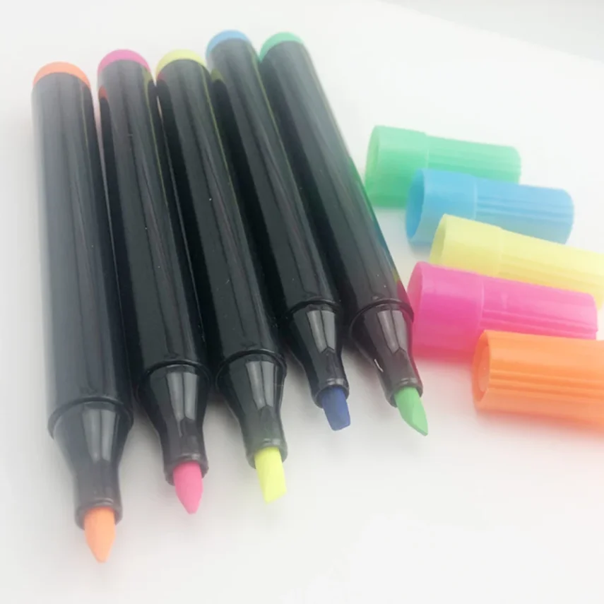 A professional collection of marker pens