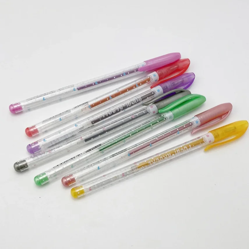 Assortment of marker pens in different shades and sizes.