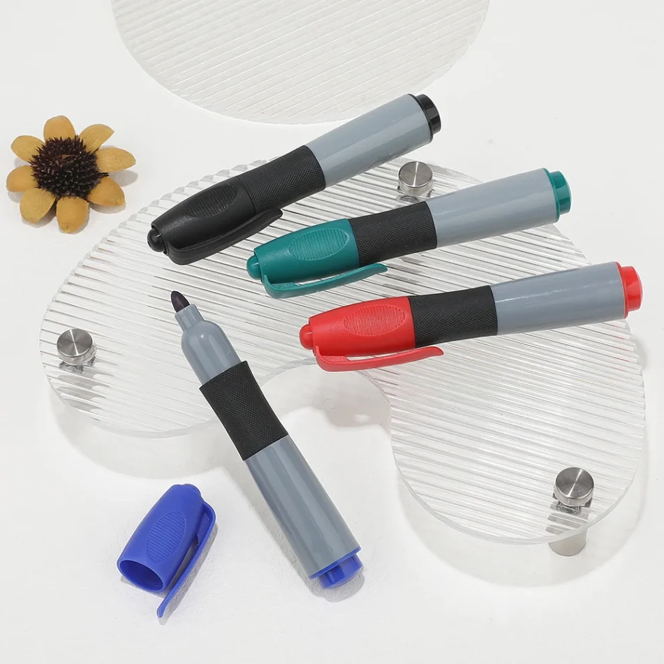 Professional marker pens for artists and designers