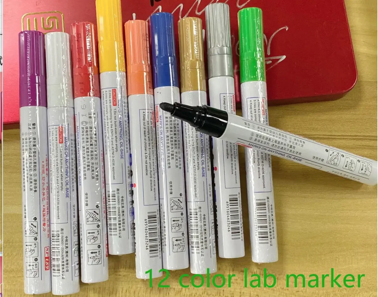 Fine-tip marker pens for precise and detailed work