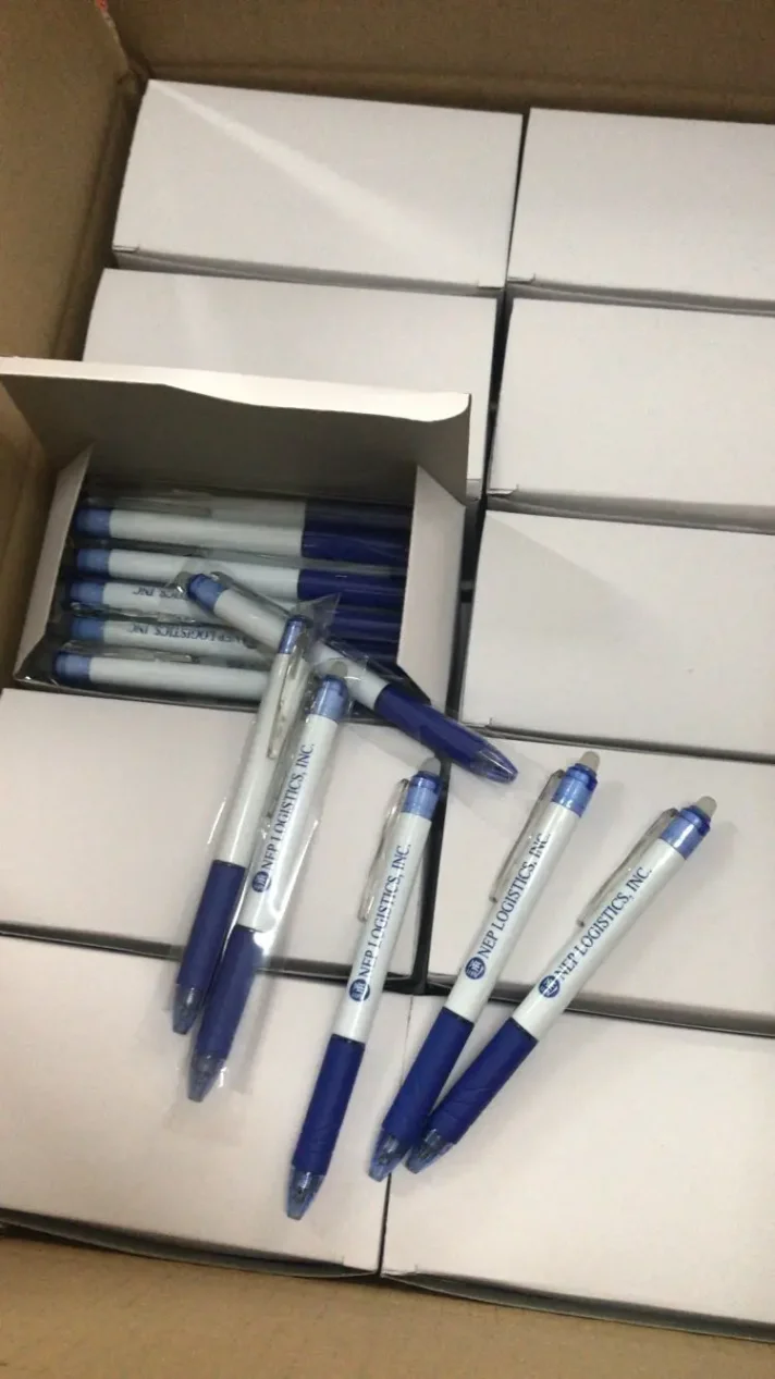 Assorted color marker set for artists and students