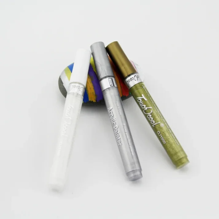 Fine-tip marker assortment for precise and detailed work