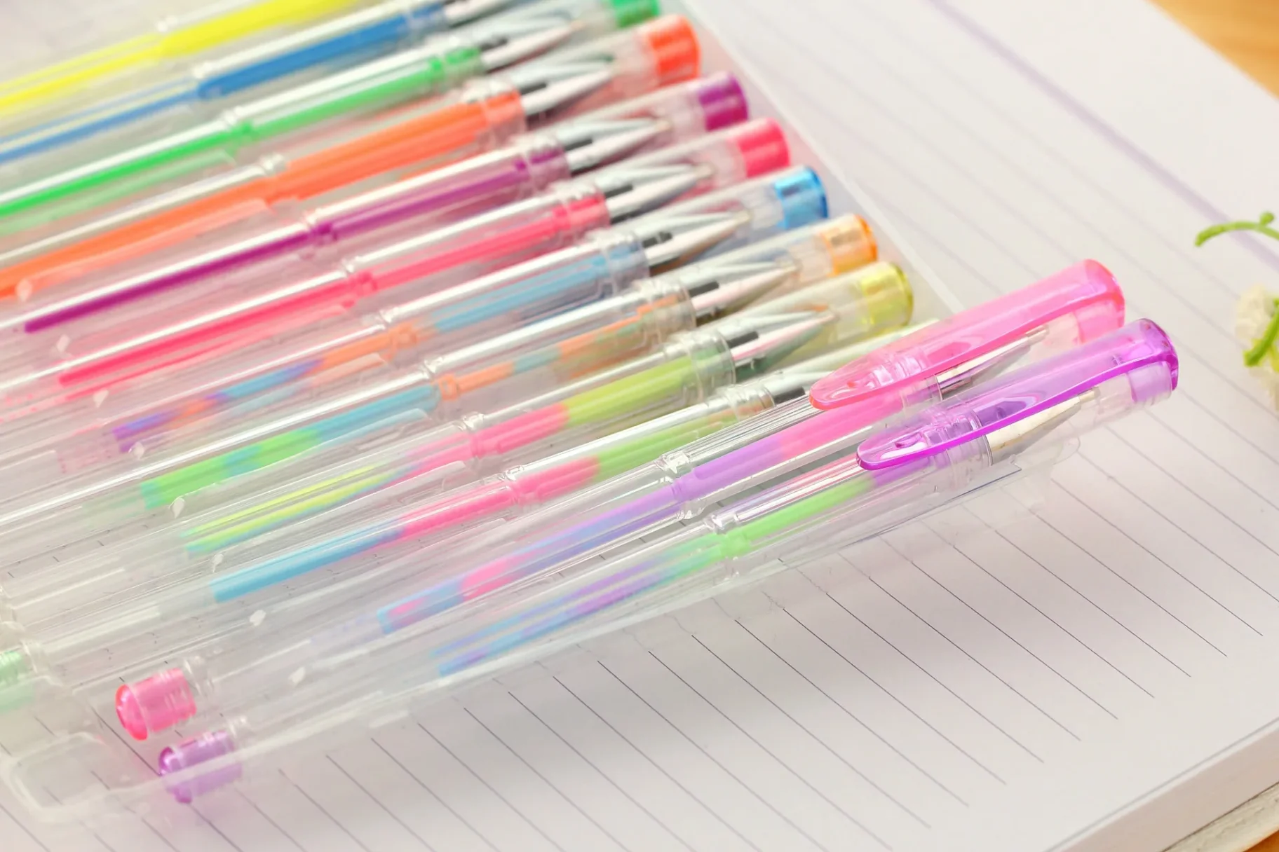 Art supplies marker set with vibrant colors for artists