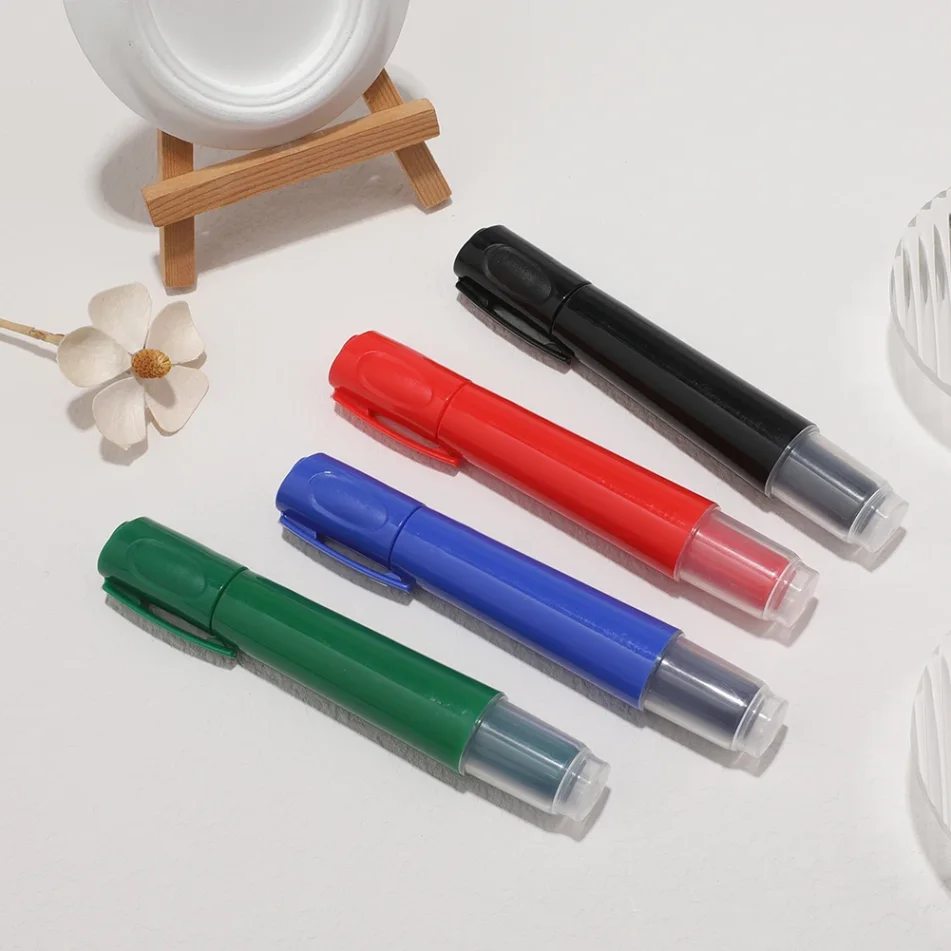 Design of a marker pen set.