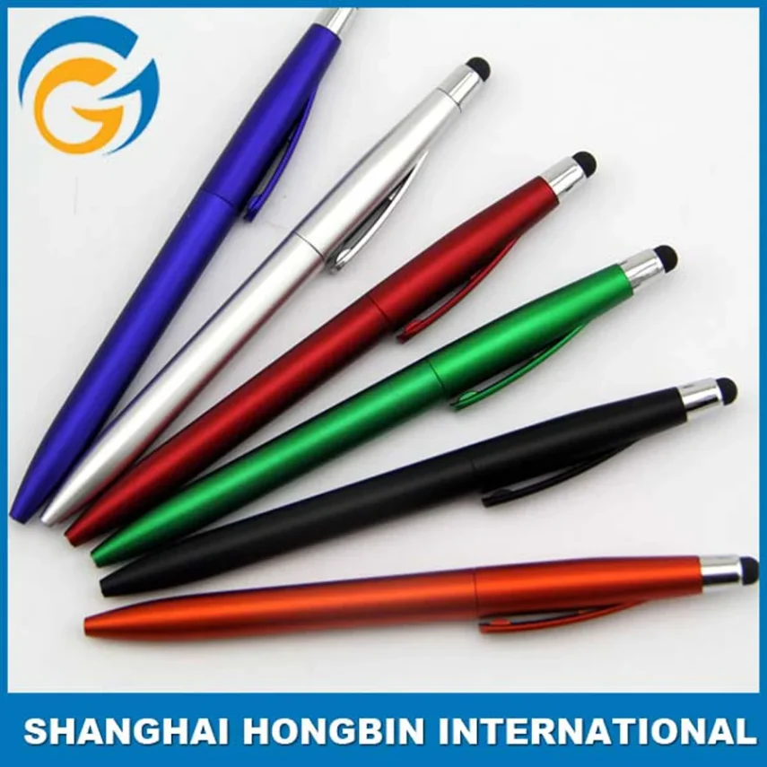 Art marker pen set with vibrant colors for sketching