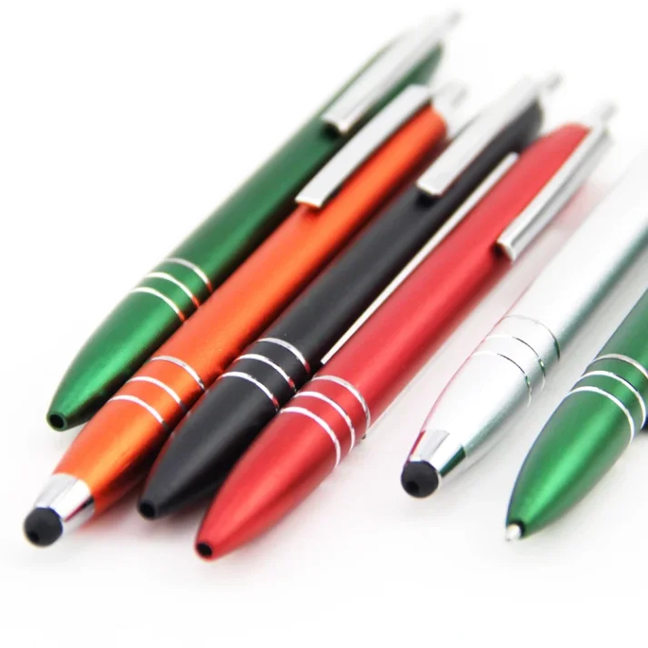 Collection of design markers for professional use
