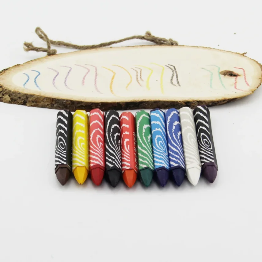 Marker set designed specifically for drawing and illustration.