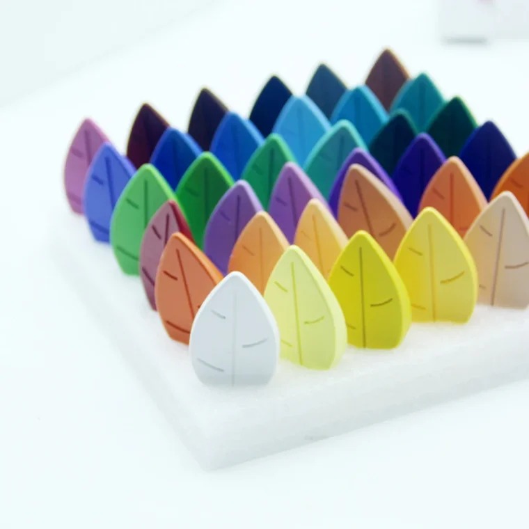 Art supplies marker set with vibrant colors for artists