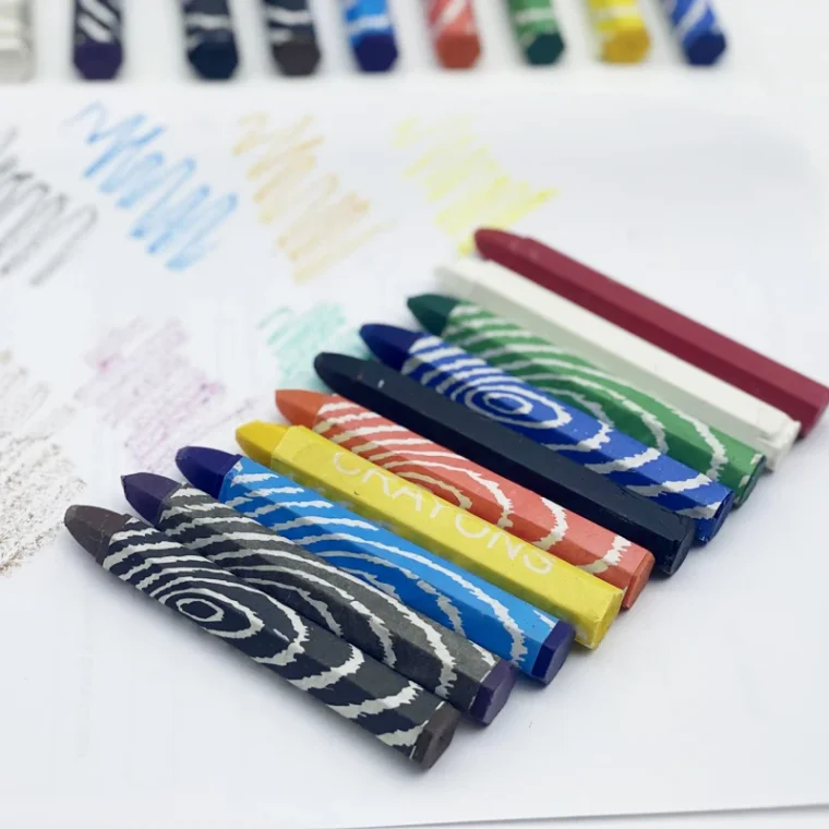 Creative marker bundle for diverse artistic needs