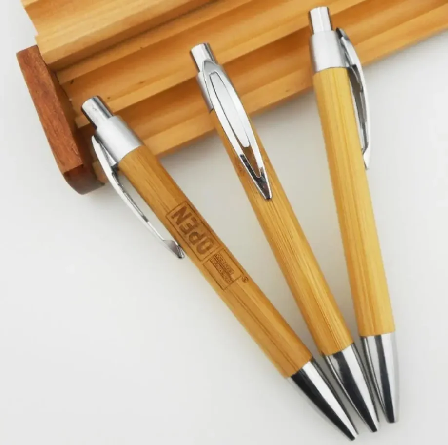 Collection of art markers for professional artists
