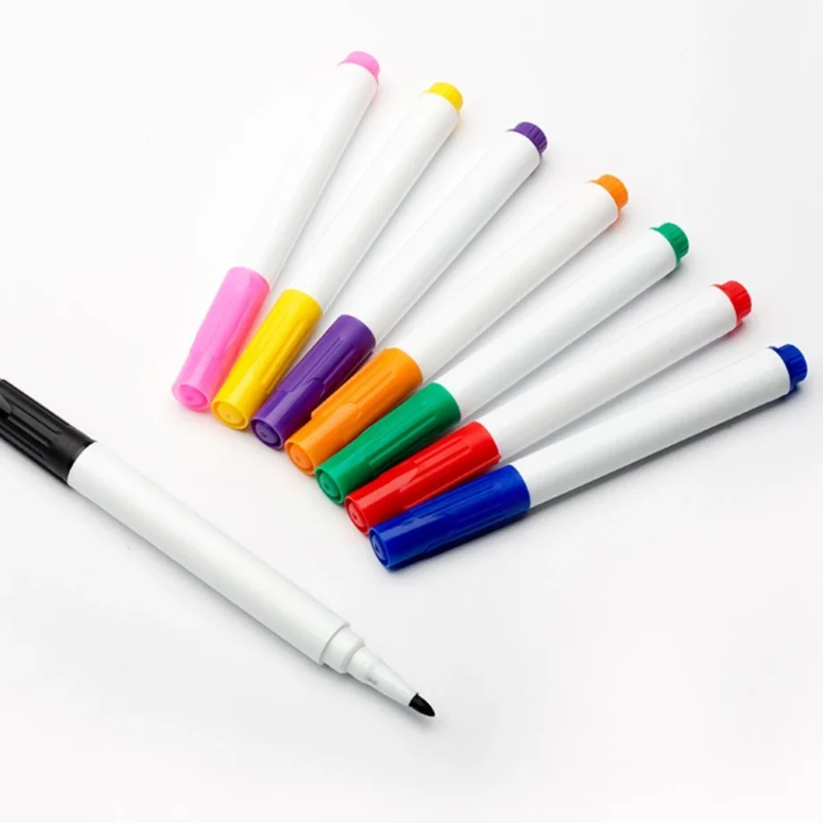 Collection of marker pens in various colors