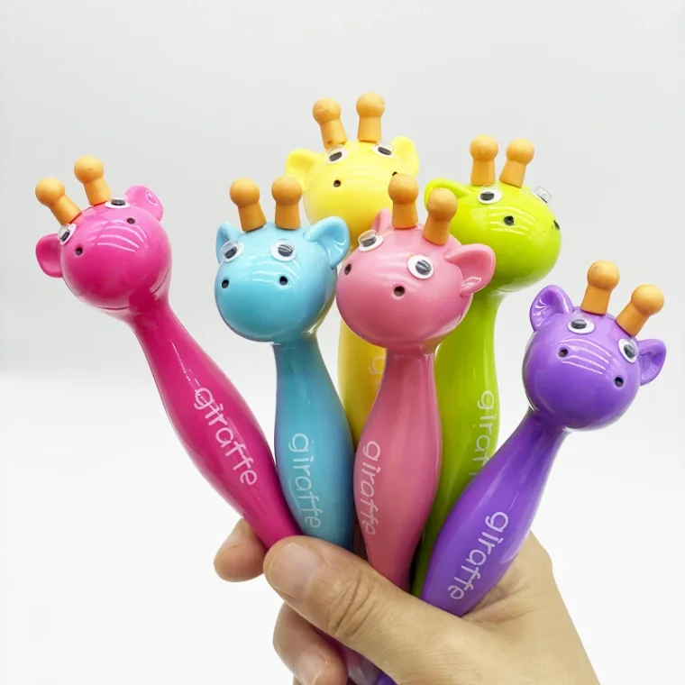 Art supplies marker set with multiple colors for artists