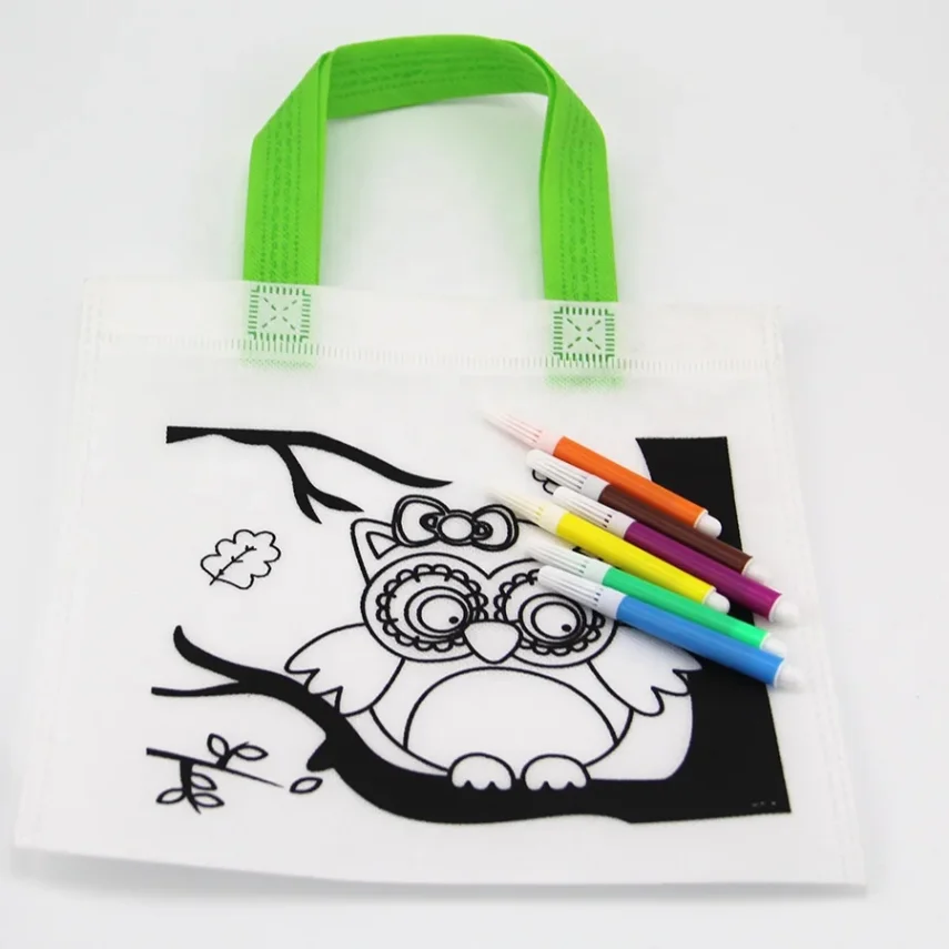 Art supplies marker set for professional artists