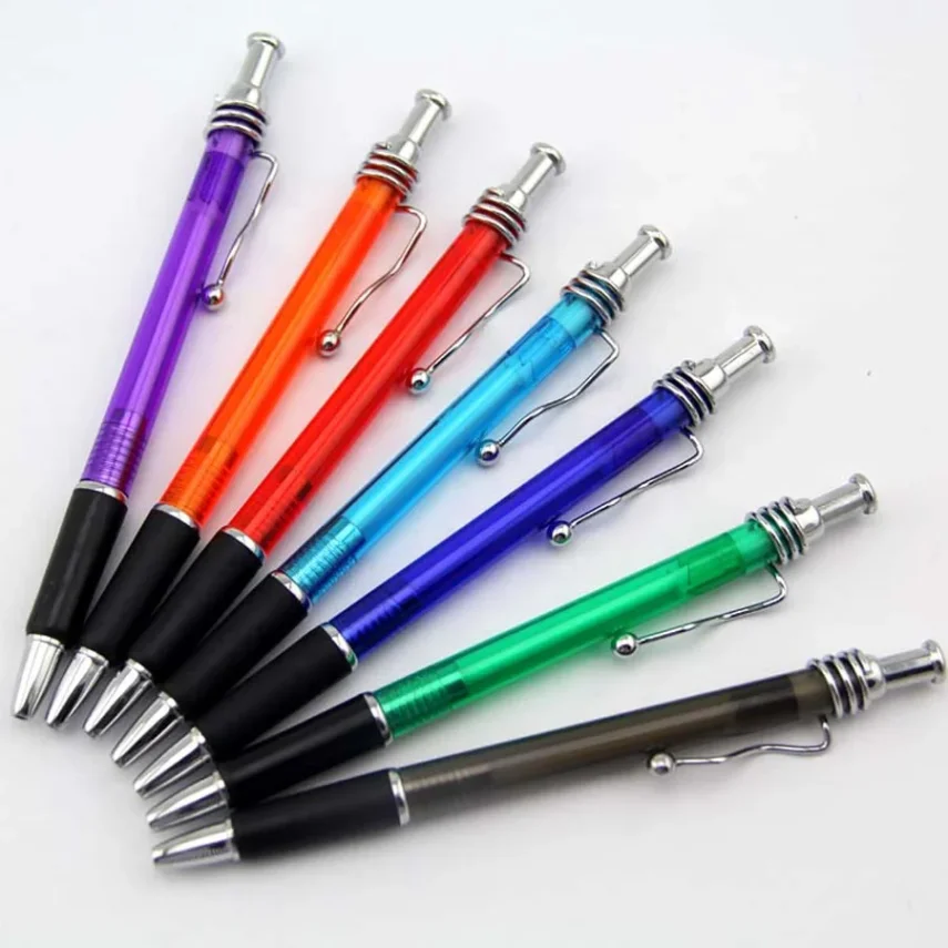 Artist-grade marker set for professional-level sketching