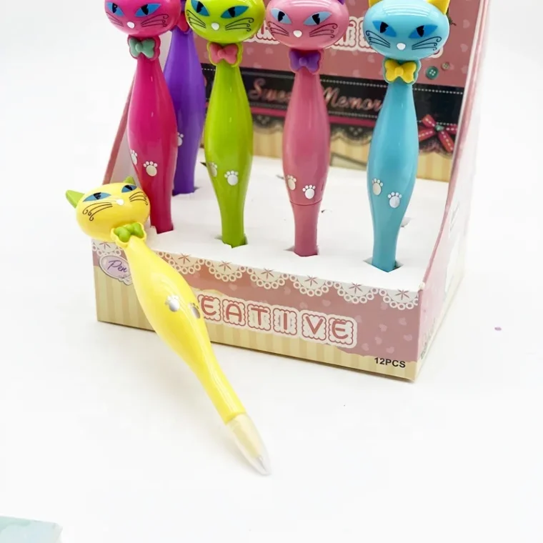 Art supplies marker set with vibrant colors for artists