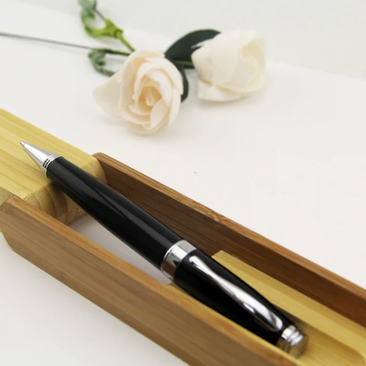 Marker pens specifically designed for artists
