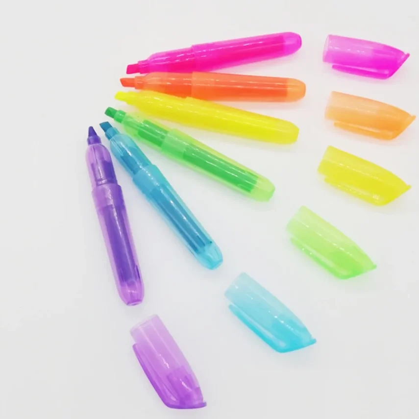 Packaging design for marker pens.
