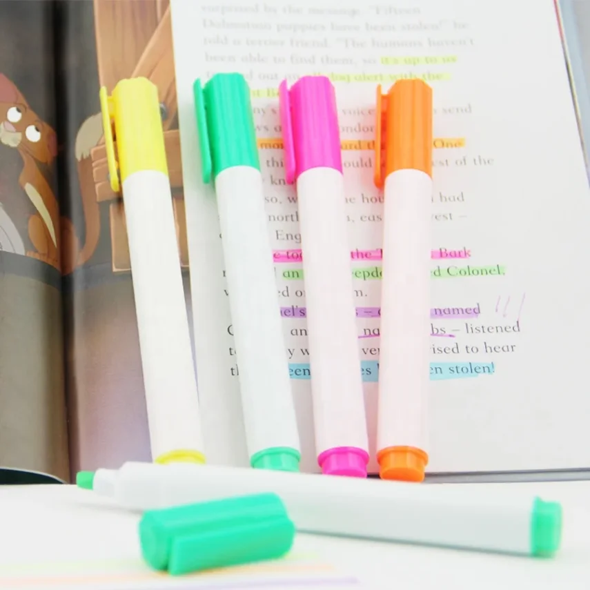 Art supplies and stationery for sketching and drawing