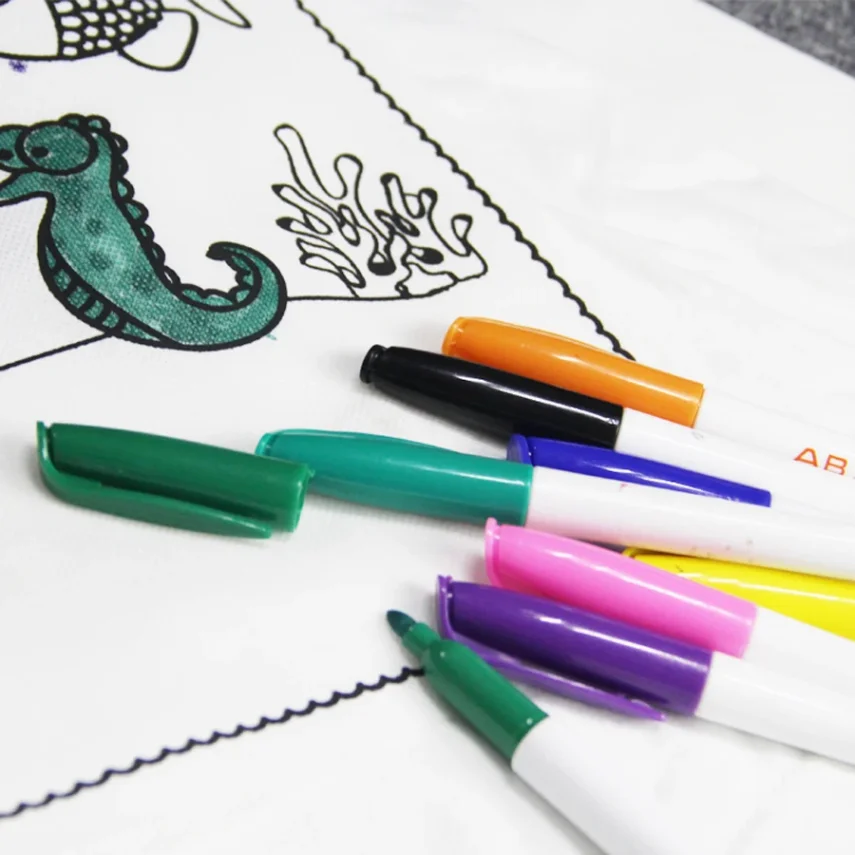 Alcohol-based markers for smooth and blendable coloring