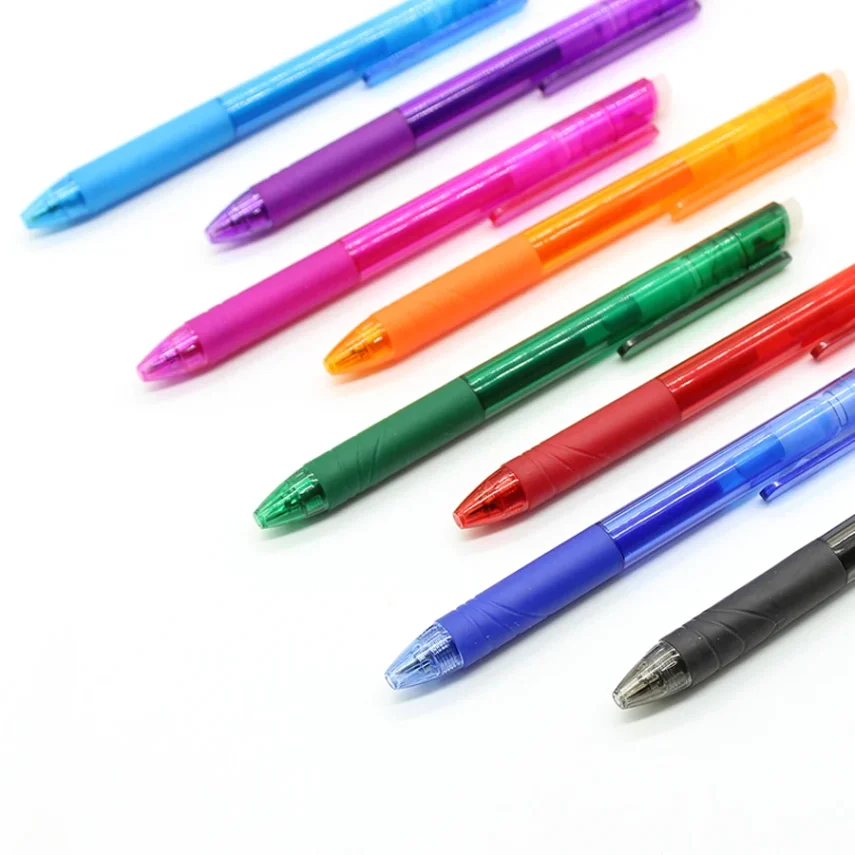 Creative markers set with a carrying case for artists