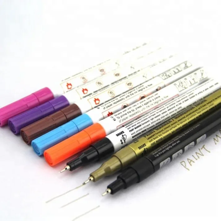 Set of colorful marker pens for artistic use