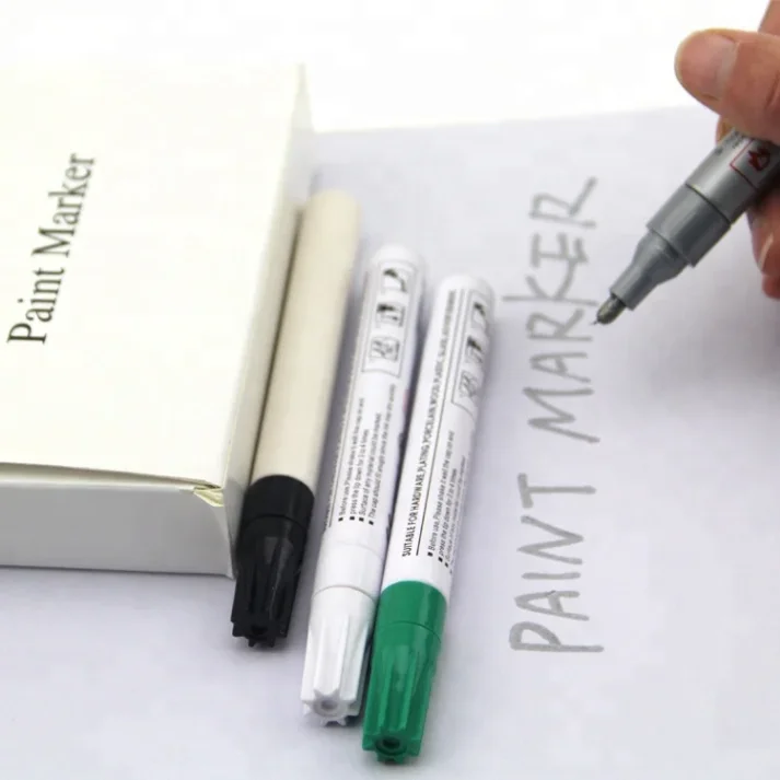 Colorful marker pens ideal for drawing and coloring