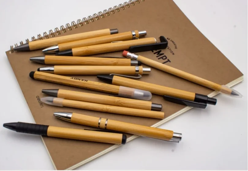 Set of colorful marker pens for artistic use