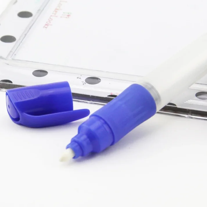 Fine tip markers for detailed drawing and writing