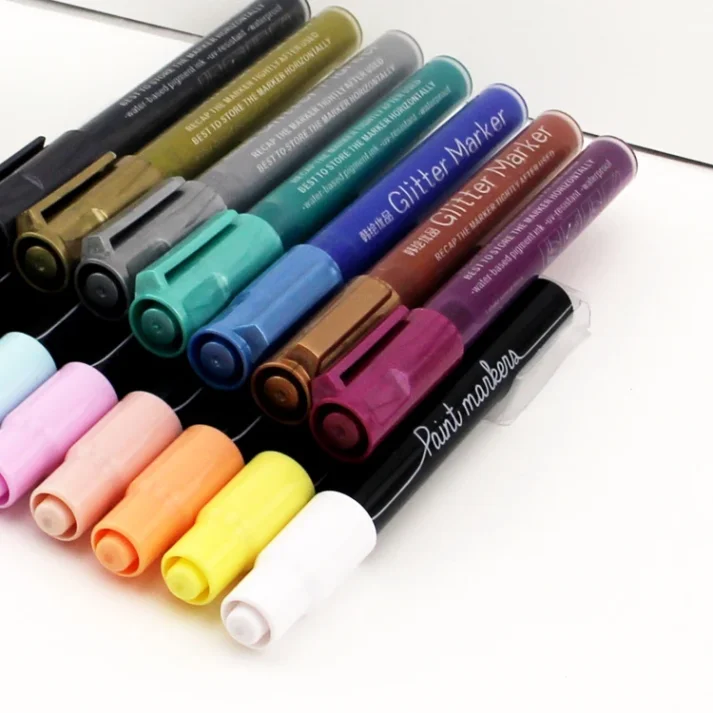 Art markers ideal for sketching and coloring