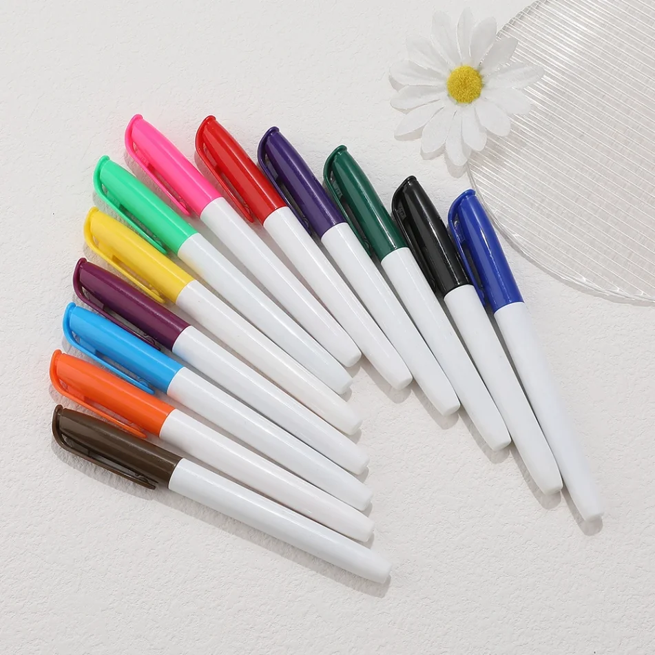 Markers set designed for children's use