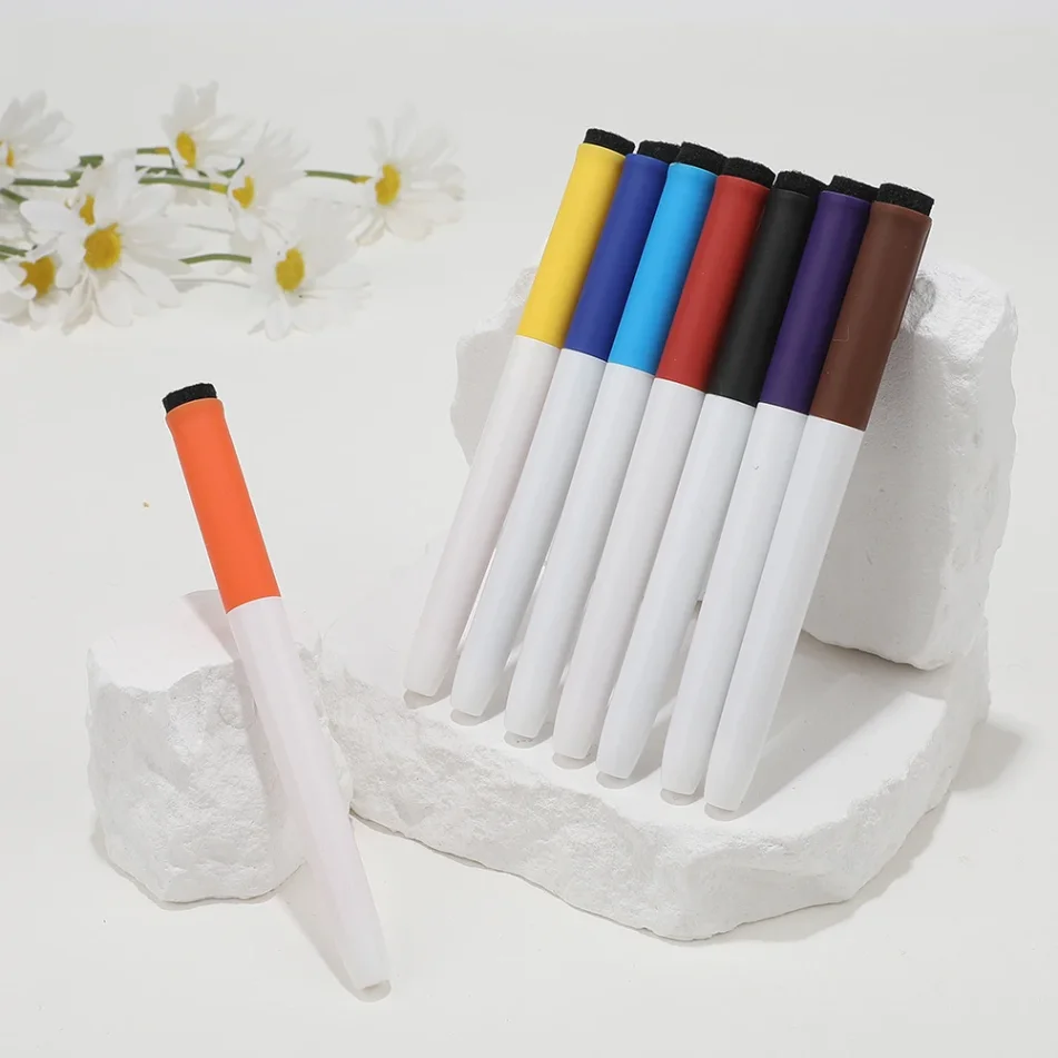 Marker set ideal for sketching and drawing