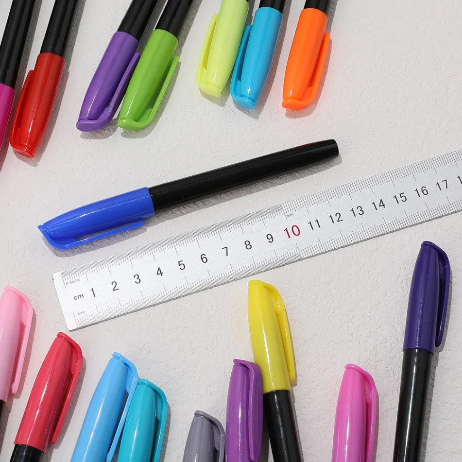 Selection of colorful markers for diverse projects