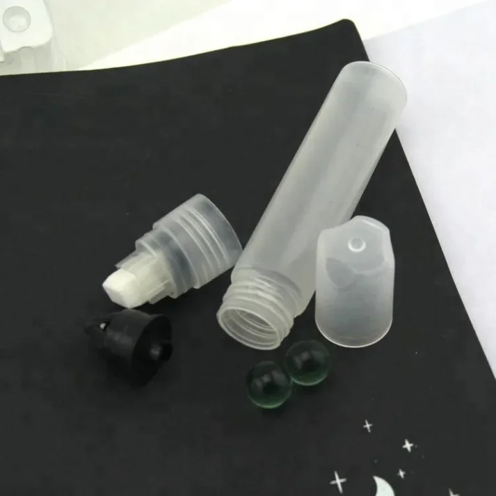 Alcohol-based marker pens for smooth blending